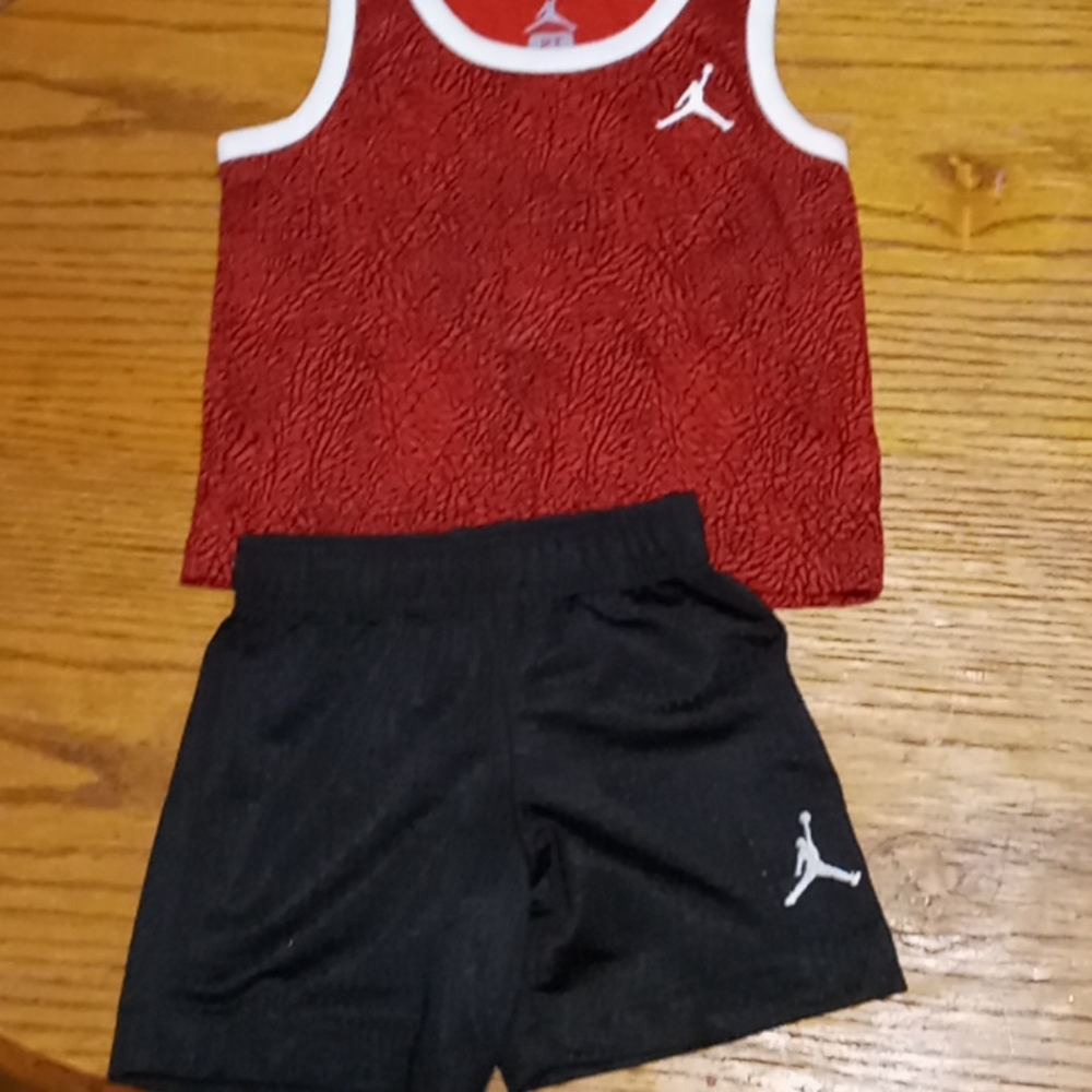 Jordan 2t short set